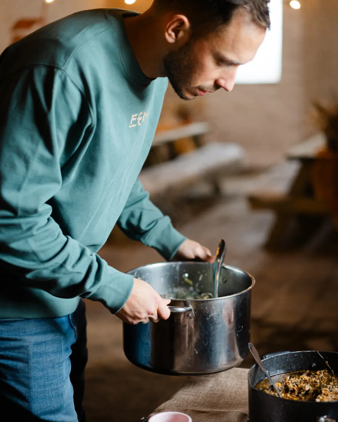 Feral Retreat 152 WR